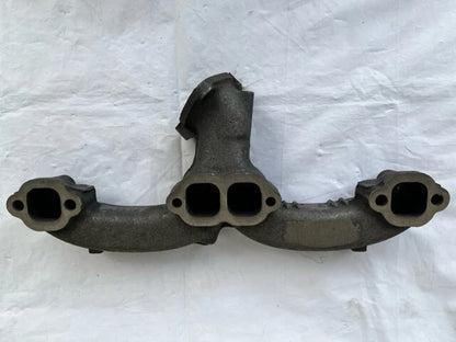 USED DORMAN RH (PASSENGER SIDE) CHEVY SMALL BLOCK EXHAUST MANIFOLD