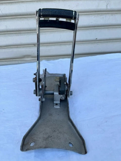 Used Original GM 1970–1972 Chevrolet Camaro A/T Horseshoe Console Floor Shifter